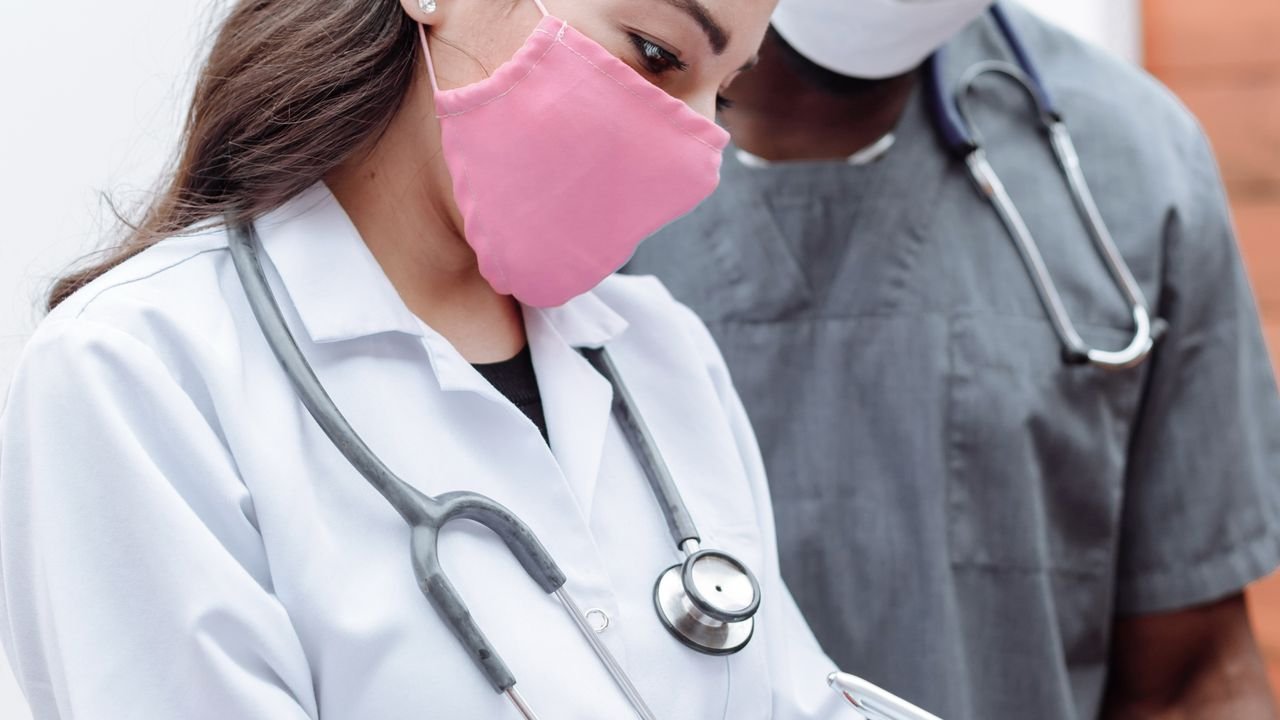 Como pegar atestado medico online com medico de CRM ativo assinando documento digital